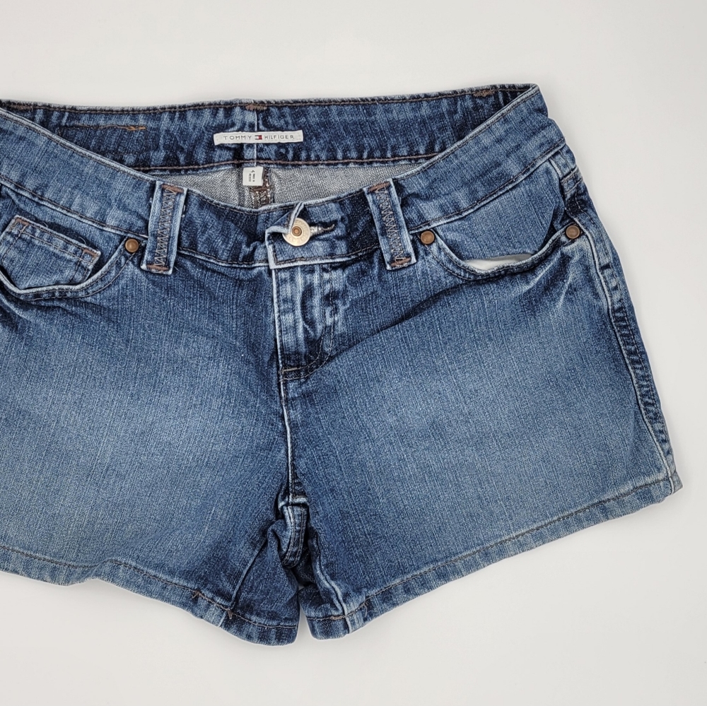 Tommy Hifiger Women's Jeans shirts Sz 4